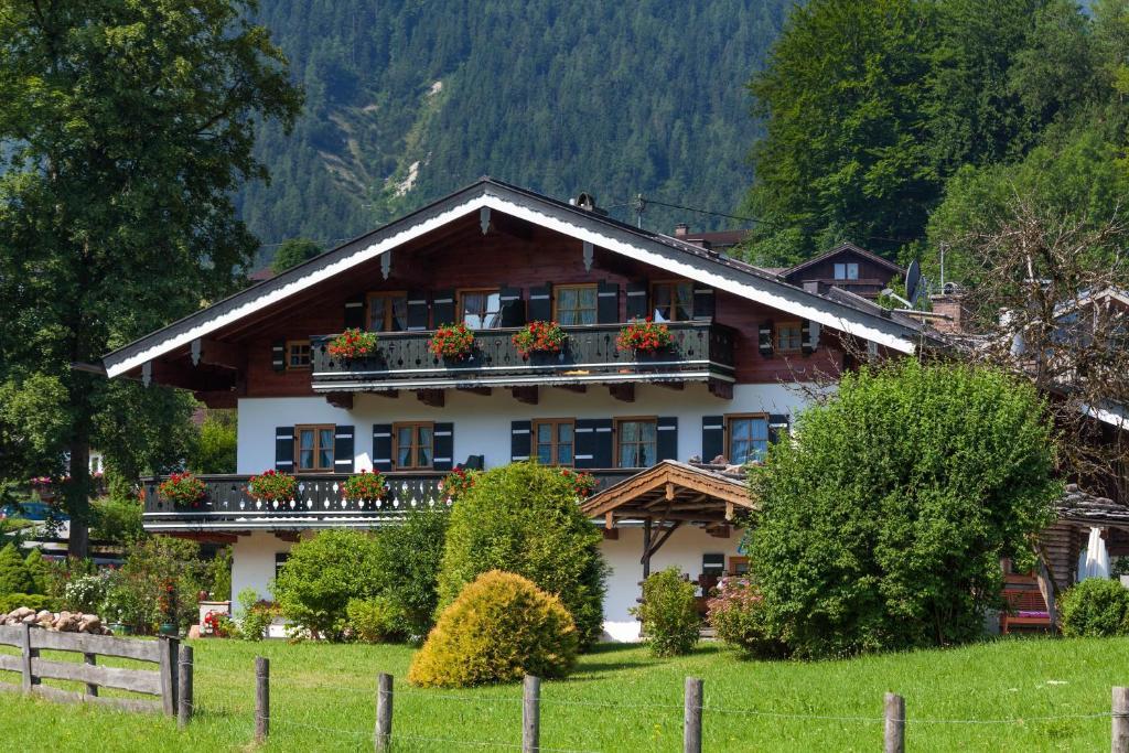 Gaestehaus Und Ferienwohnungen Egglerlehen Schönau am Königssee Exterior foto